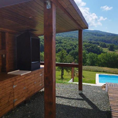 Le Chalet M - Cabana Cu O Panorama De Poveste. Surdesti  Exteriér fotografie